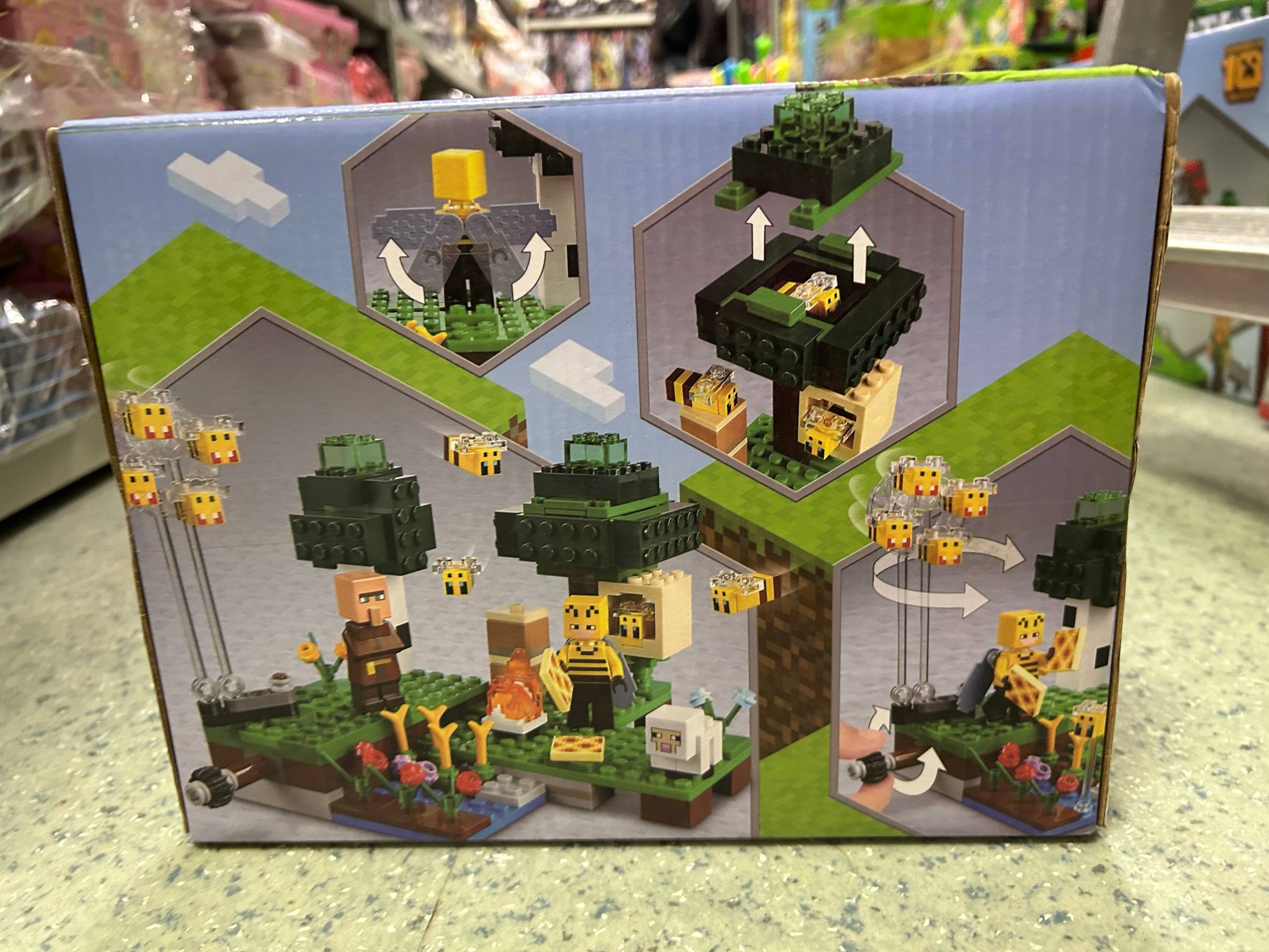 Конструктор Майнкрафт My World (аналог LEGO Minecraft) 91165 «Пасека» или «Пчелиная ферма» 238 деталей — изображение 2