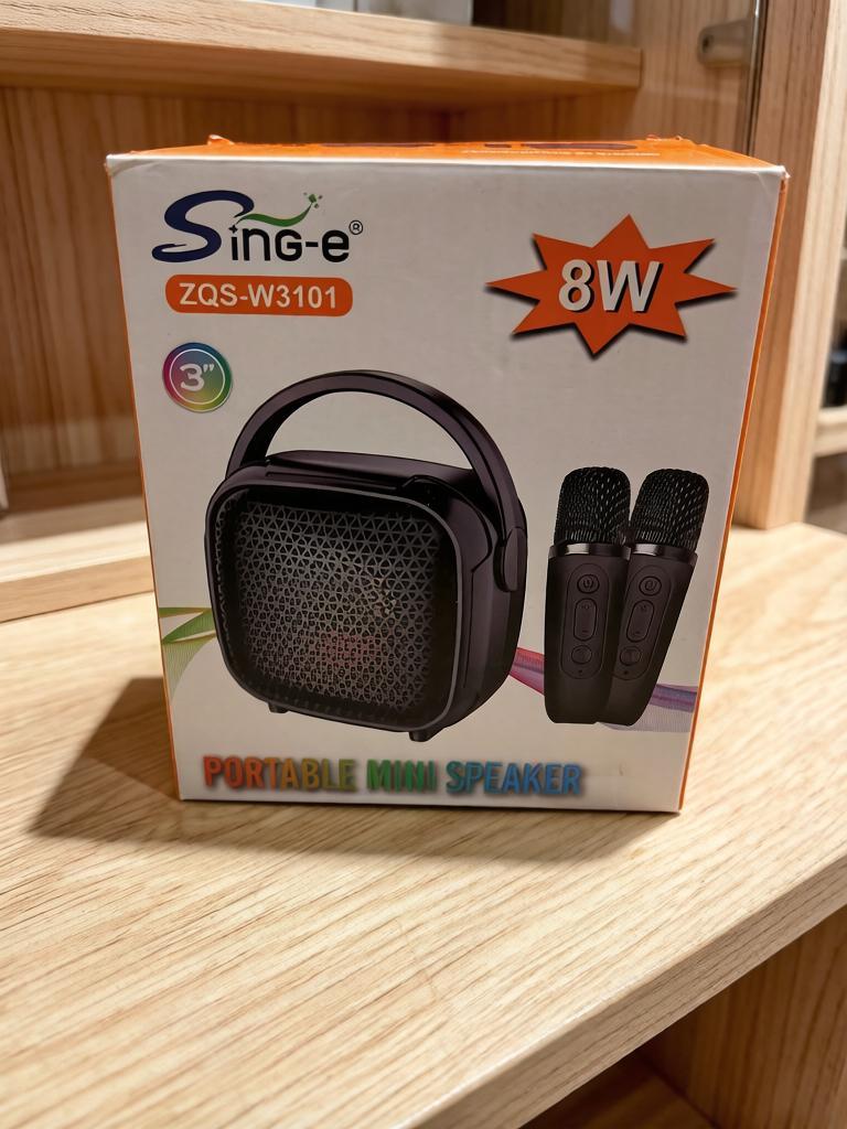 Портативная беспроводная Bluetooth-колонка Sing-e ZQS-W3101 Mini с микрофоном для караоке и RGB-подсветкой, 8W, черная